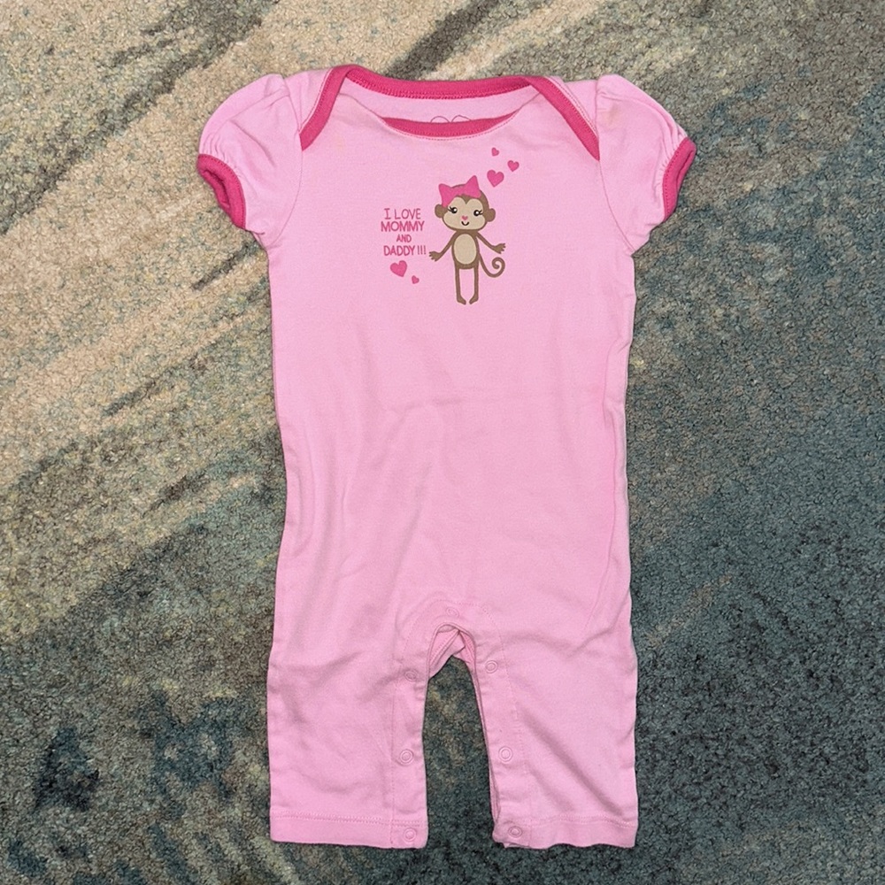 🏷️ 5 for $25 🏷️ 3-6 months girls onesie